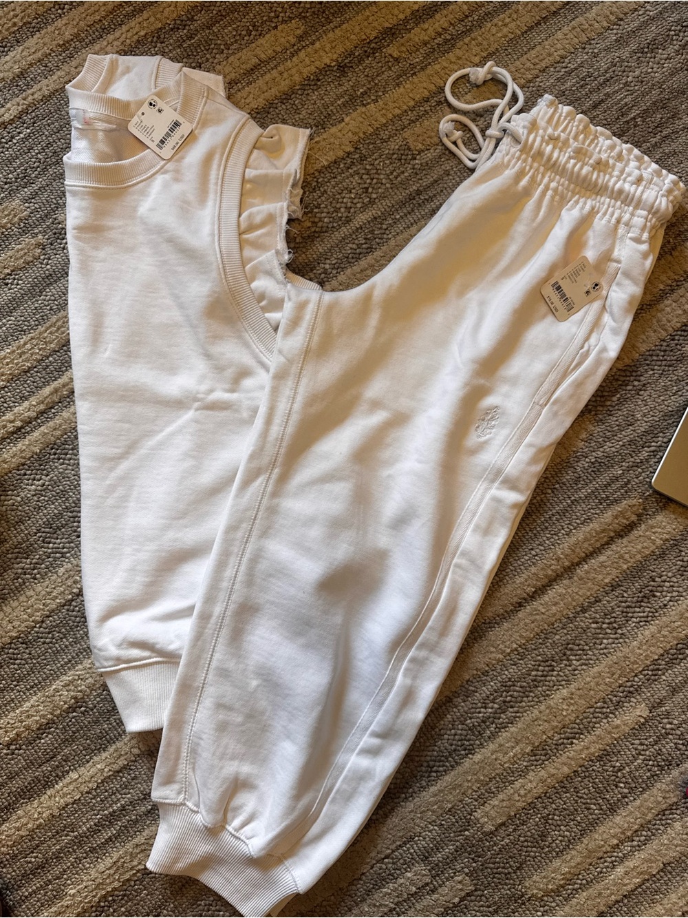 FREE PEOPLE SET